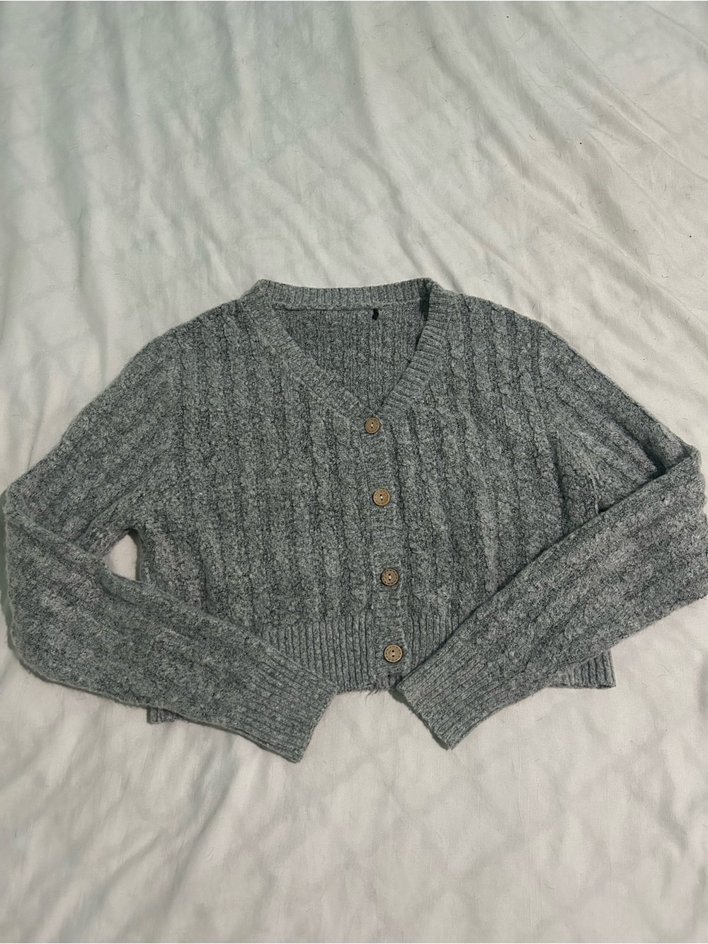 Women’s Gray Cable Knit Button-Up Cropped Sweater Cardigan